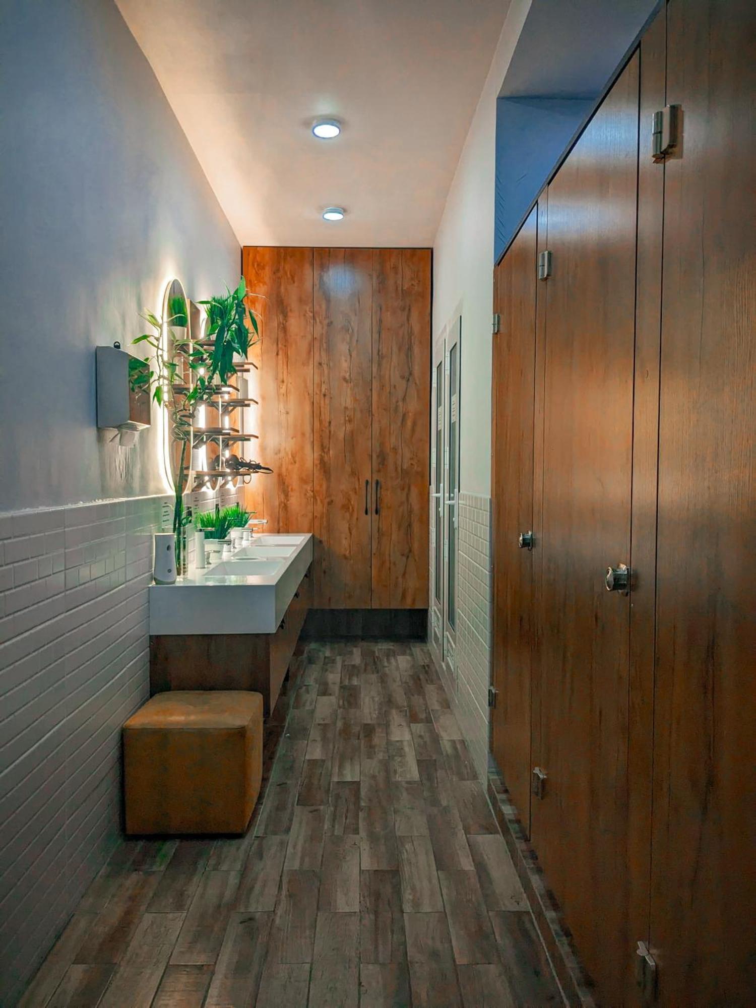בישקק Aiva Hostel מראה חיצוני תמונה